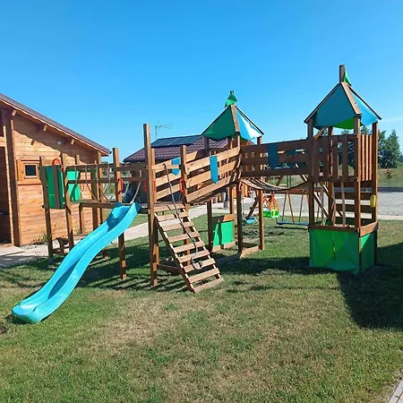 Semesterbostad Familijny Zakatek Gąski
